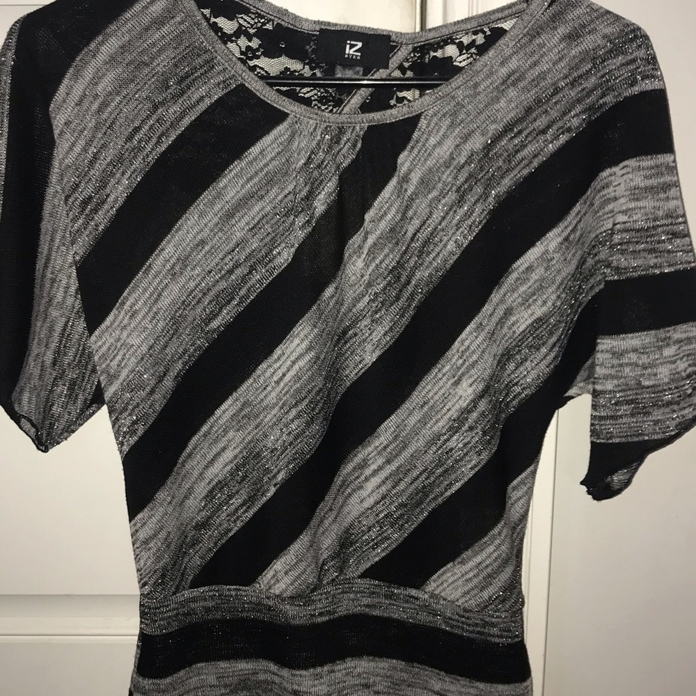 Iz Byer blouse size XS